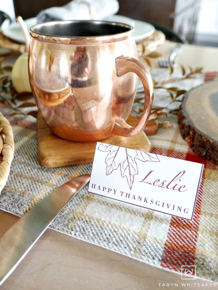 Easily create an inviting table for your friends and family to dine at with this Nature Inspired Thanksgiving Table With Copper Accents!