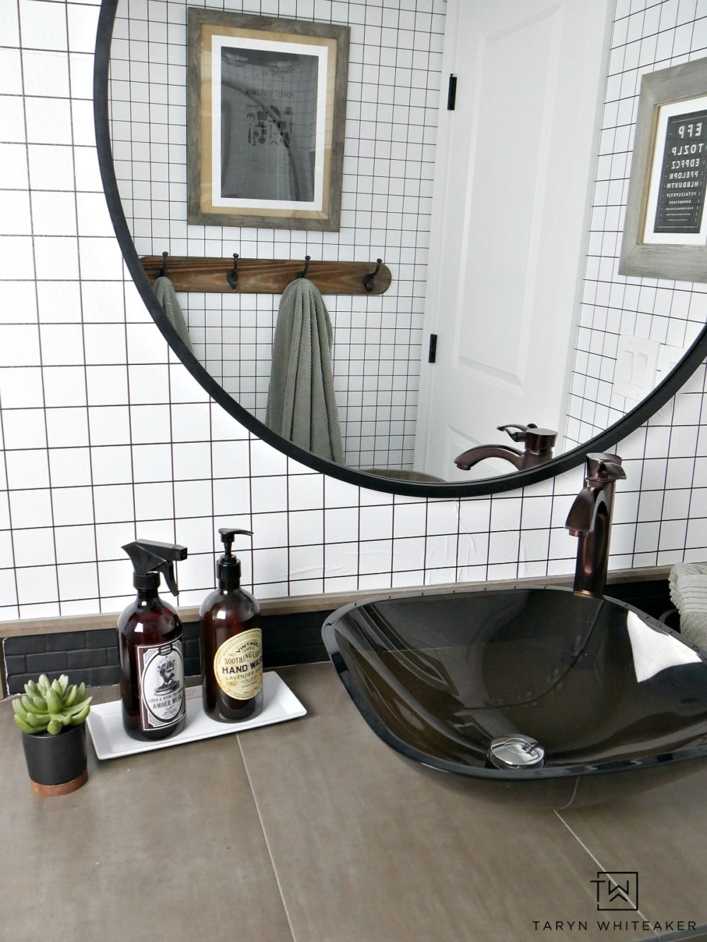 Black and White Bathroom! Love this industrial modern look. Classic but trendy at the same time. 