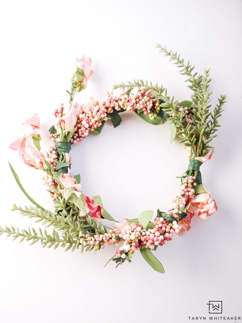 How to Make a Flower Crown – 1800Flowers Petal Talk