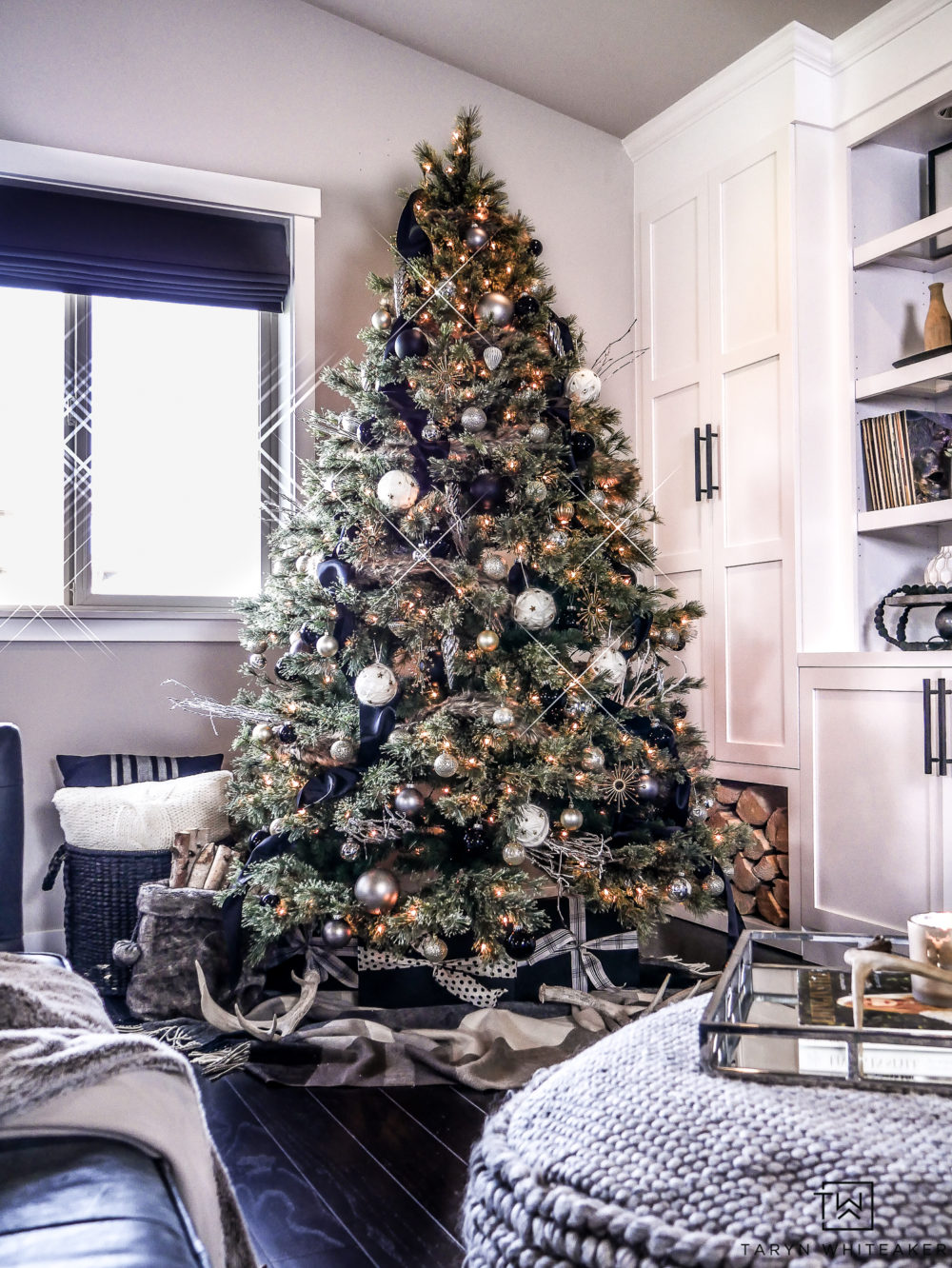 Black, White and Metallic Christmas Tree