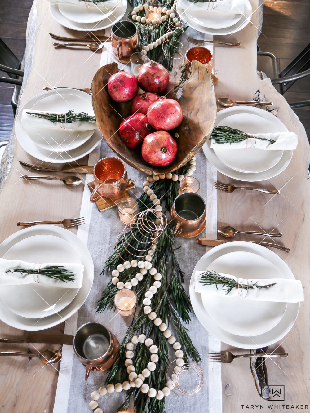 Less is more. Click to take a closer look at the organic inspired modern Christmas Table Decor filled with natural wood and natural elements. 