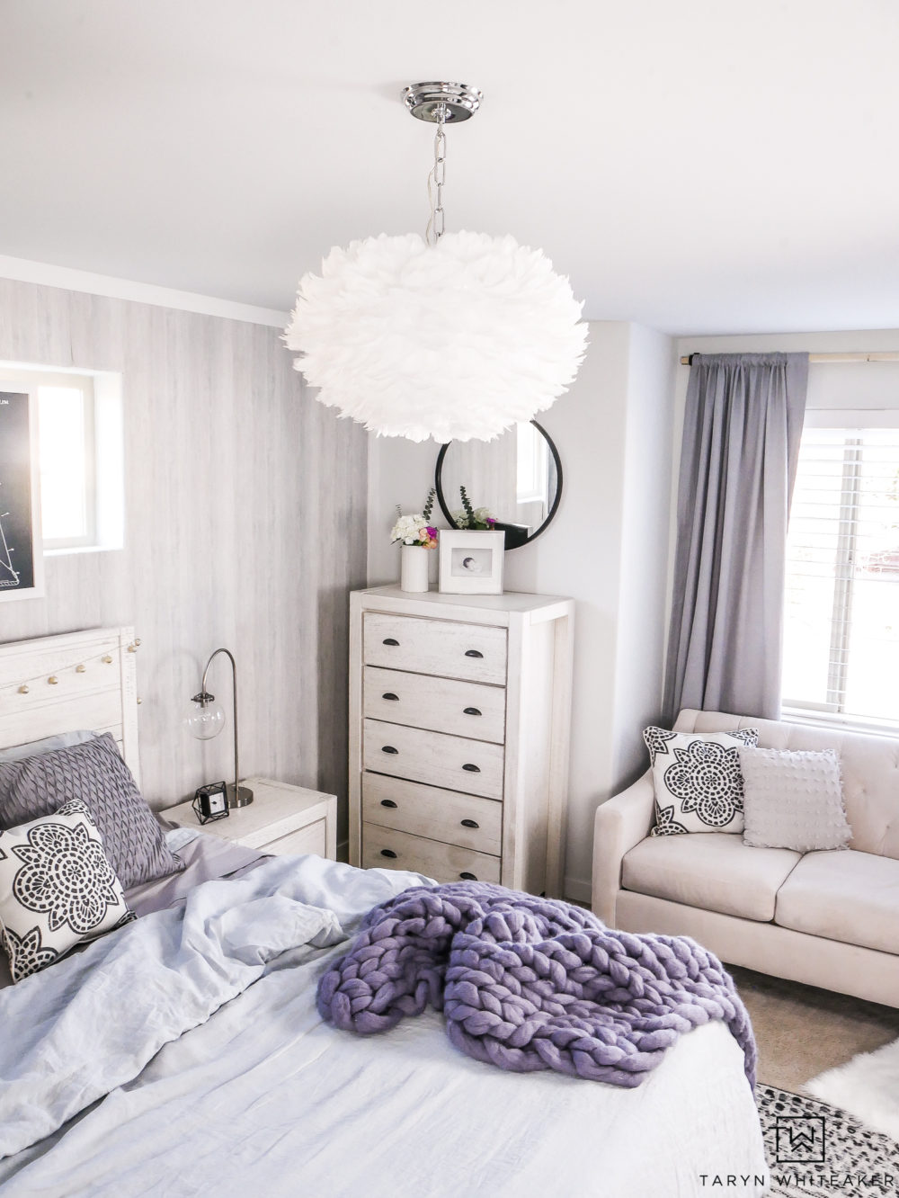 Costal Boho Bedroom! Love this take on a blue girls room with soft textures. 