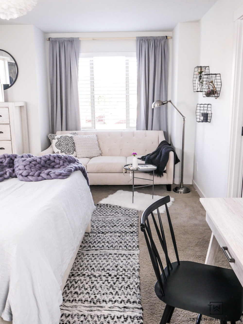 modern boho girls room with reading nook and soft flow curtains. 