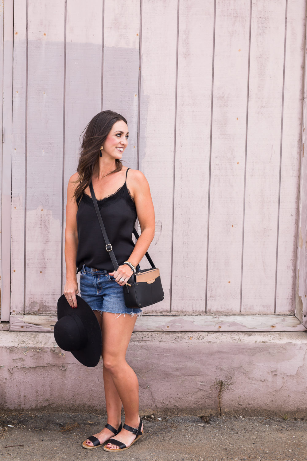 Go-To Casual Summer Outfits - Taryn Whiteaker Designs