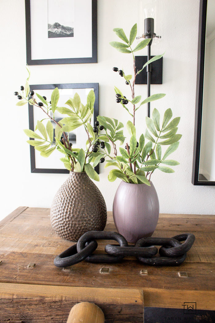 DIY Vase Makeover using DecoArt Suede Paint. Get this textured ceramic vase look using old vases and paint. It's an easy upcycled project anyone can do. 