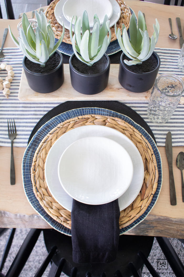 Navy and Black Spring Table Decor! Layer place mats to add texture and depth to your table. 