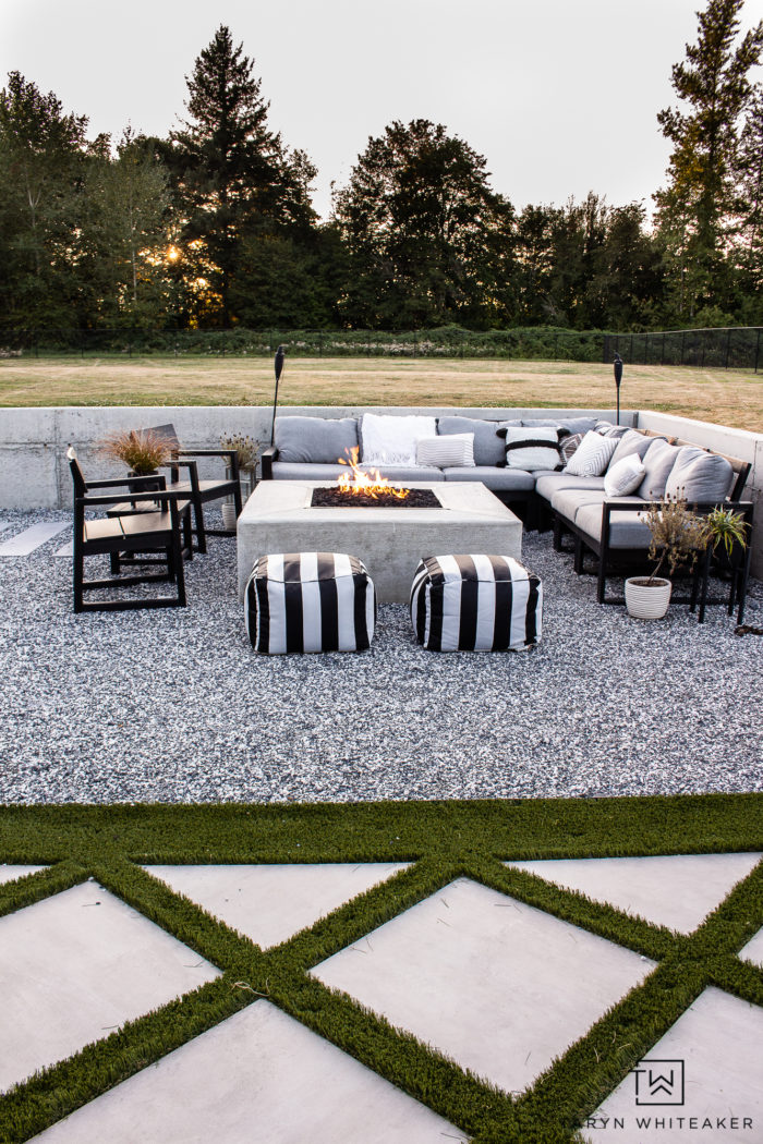 Neutral Outdoor Patio Decor - Taryn Whiteaker Designs