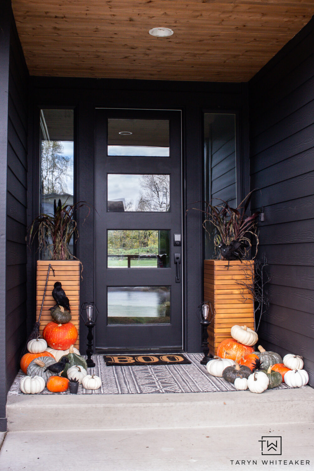 Modern Halloween Porch - Taryn Whiteaker Designs