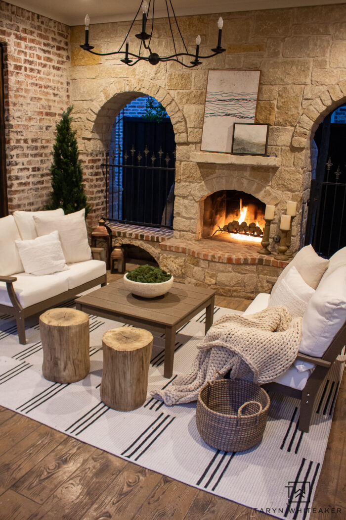 Outdoor fireplace online seating