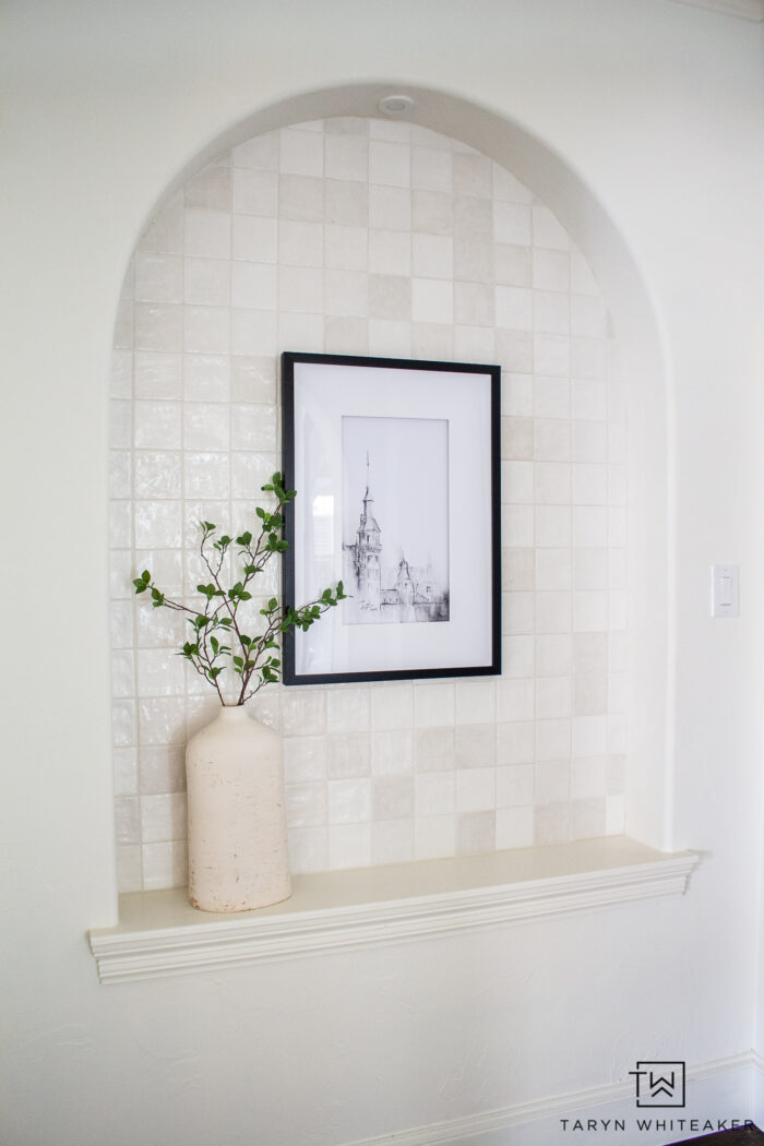 Tiled Arched Wall Niche! Learn how to update your space with a transitional modern look using ceramic tile and neutral decor accents. 