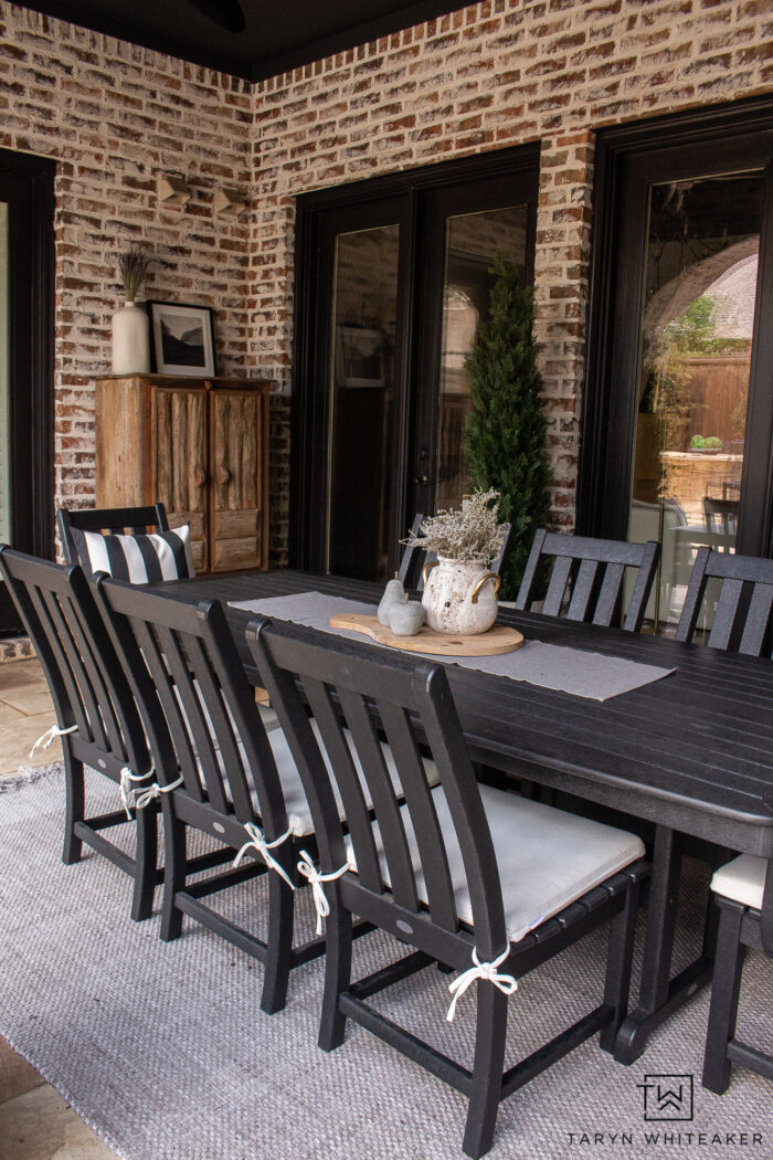 Neutral Outdoor Patio Decor - Taryn Whiteaker Designs