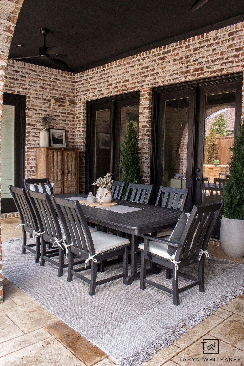 Brick Outdoor Dining Space Refresh - Taryn Whiteaker Designs