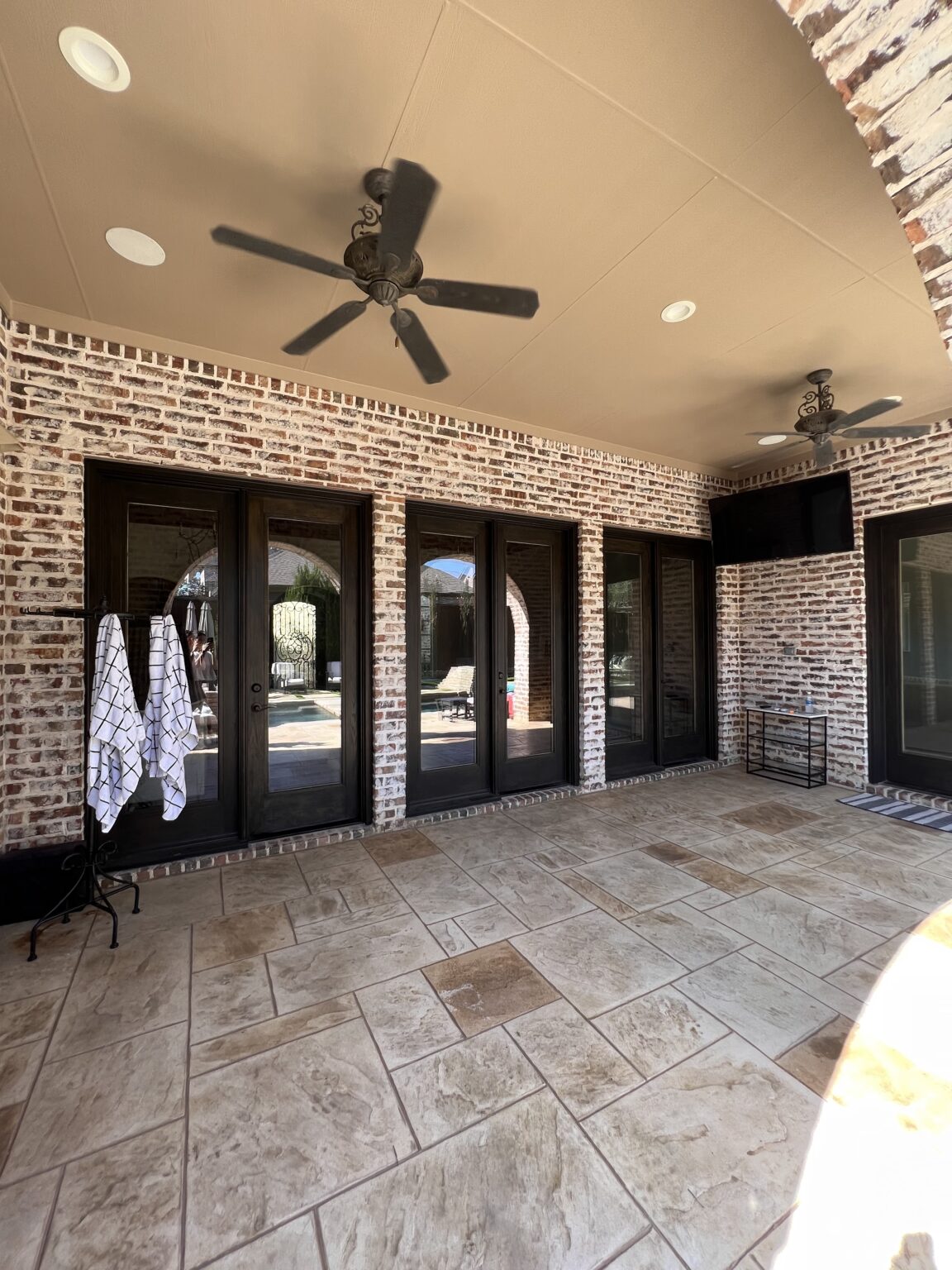 Brick Outdoor Dining Space Refresh - Taryn Whiteaker Designs